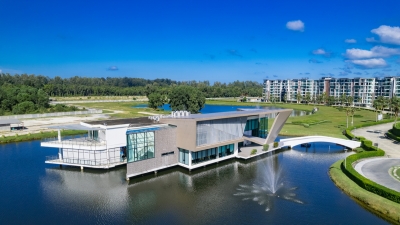 Ready-made condominium with lake view 5 minutes from Nai Yang Beach
