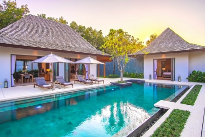 Luxury 4 bedroom Balinese style villa on Bang Tao beach