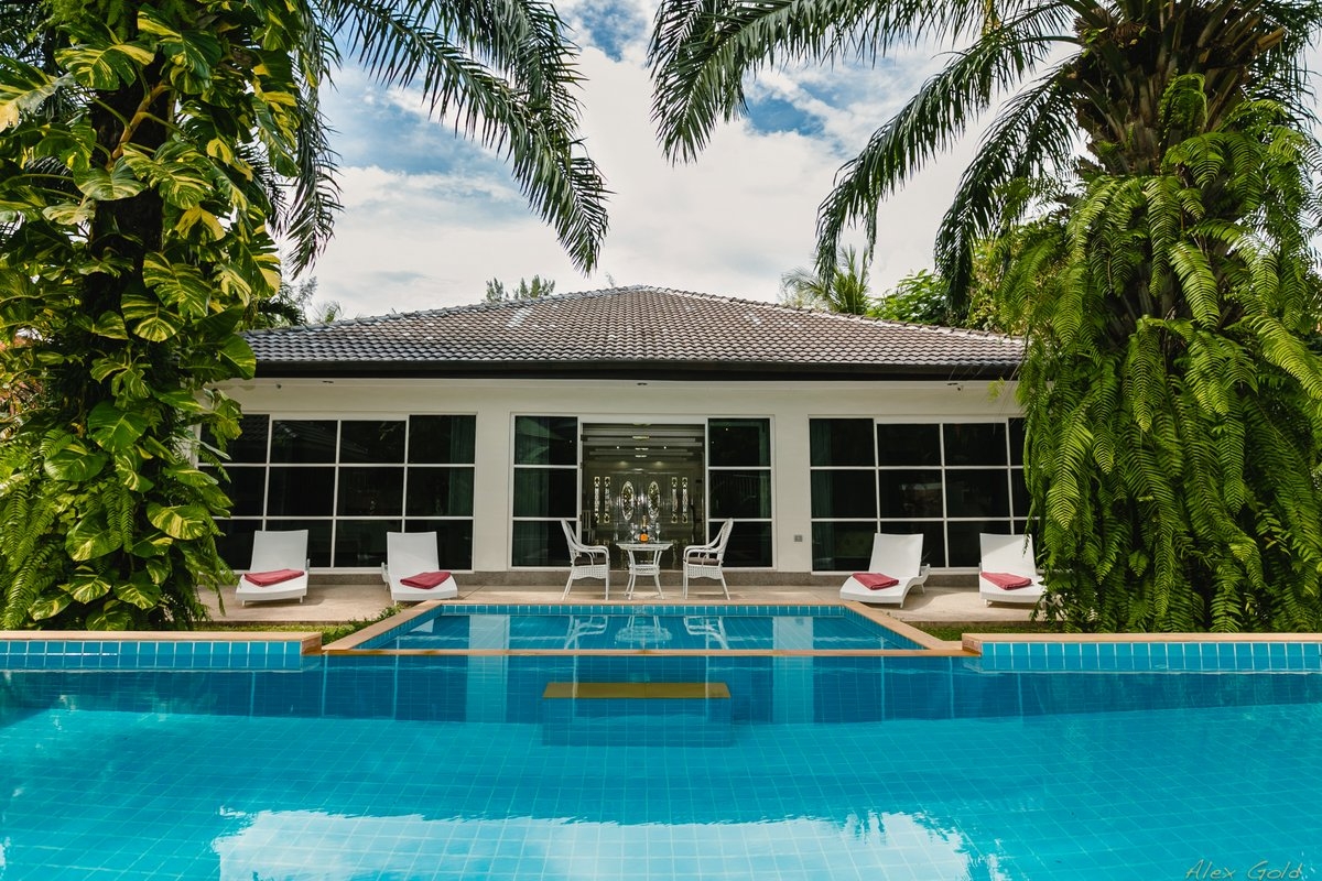 Luxury villa in Bang Tao