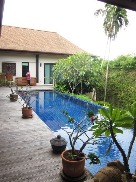Villa in near Nai Harn Beach