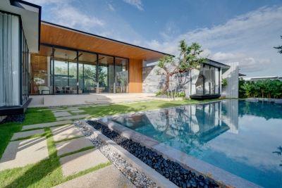 Luxury modern villas in residence in Bang Tao