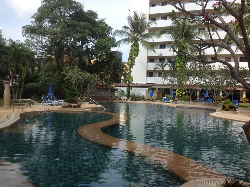 4 condominium apartments in Patong