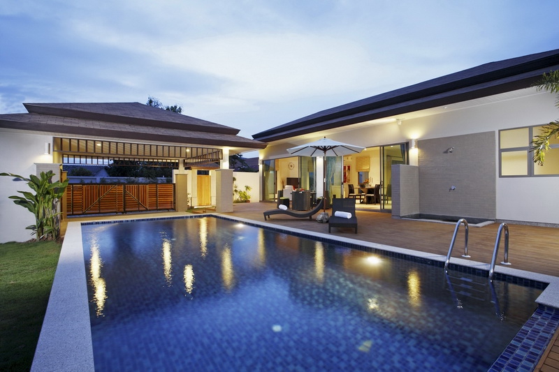 Luxury villas in Bang Tao residence